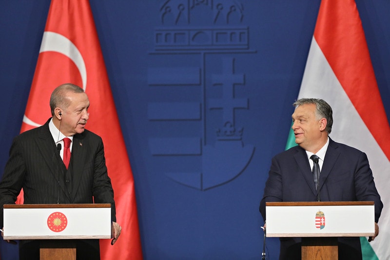 A kormányfő videóban számol be Erdogan látogatásáról