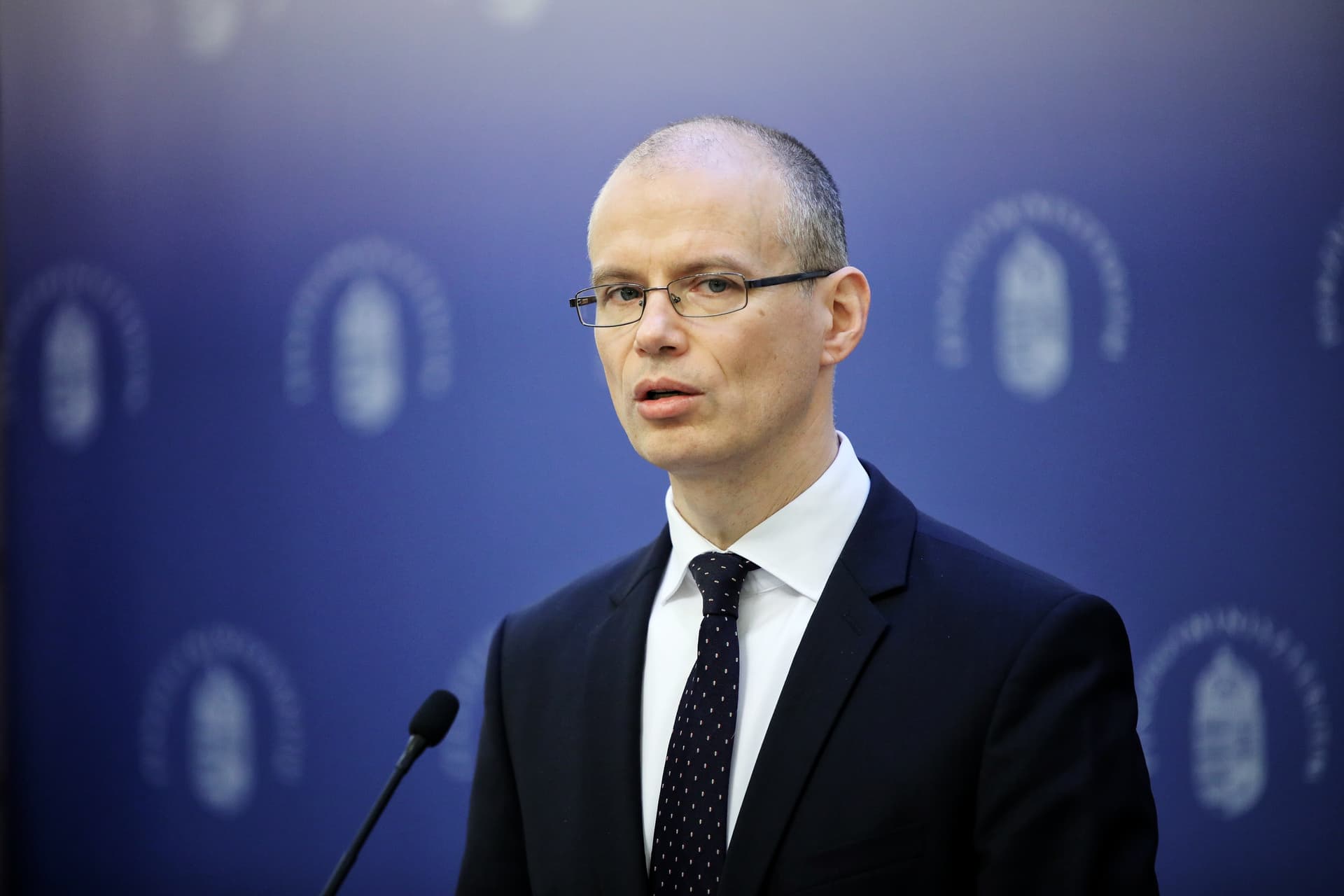 Újabb gazdaságvédelmi akciótervet készít elő a PM
