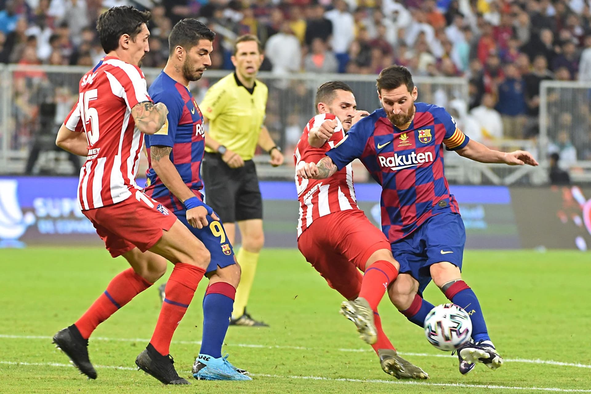 A szurkolók Valverde helyére Xavit akarják