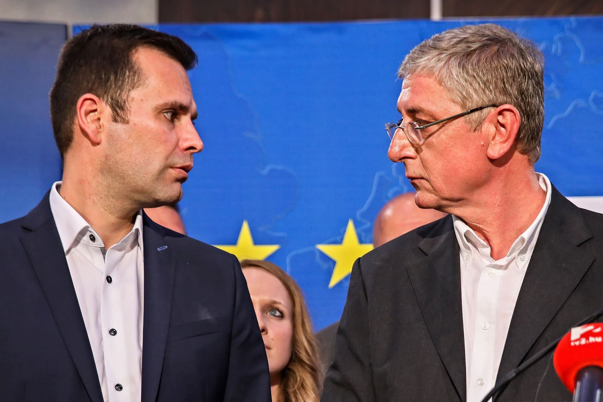 Gyurcsány jobbkeze az egyik legdrágább brüsszeli iskolából aggódik a hazai oktatásért