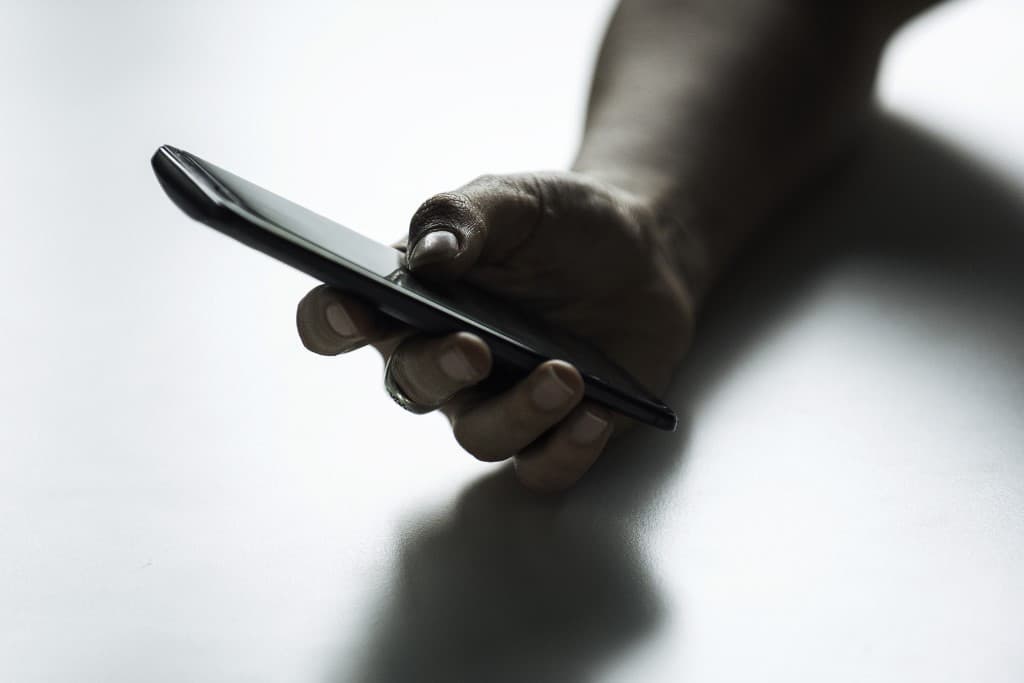 Telefonos csalók kérnek pénzt Magyarországon a WHO nevében
