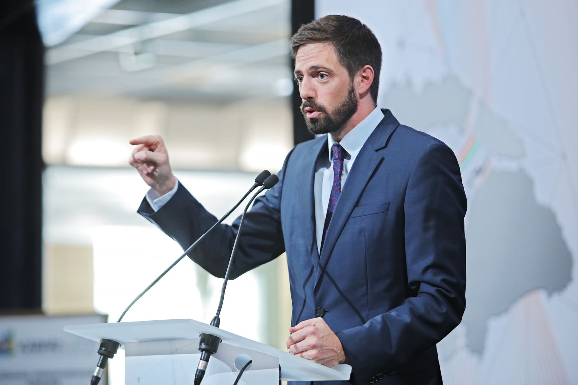 KKM: Jó volna, ha a nagyobb városok elérhetők lennének repülővel