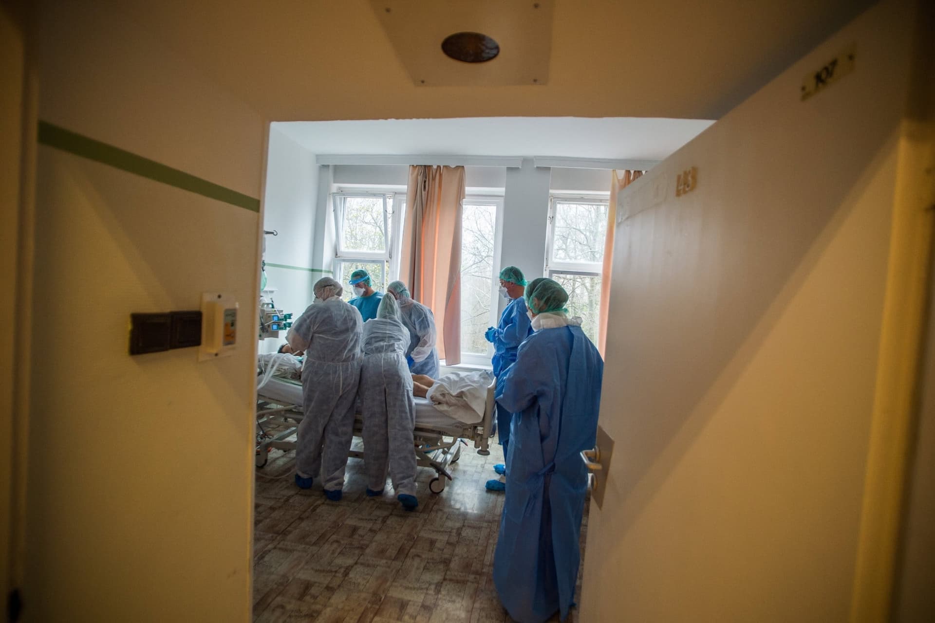 Összesen 447-re nőtt Magyarországon a koronavírus-fertőzöttek száma
