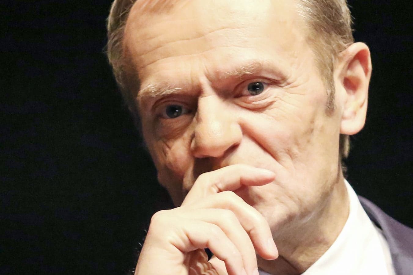 Gyengíti a Néppártot a kiújuló belharc