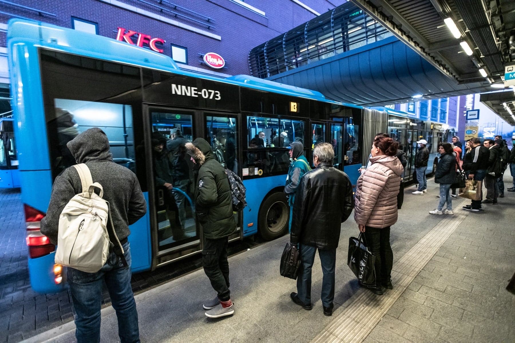 Vitézy Dávid: Haladéktalanul javasolt egy új, rendkívüli menetrend bevezetése