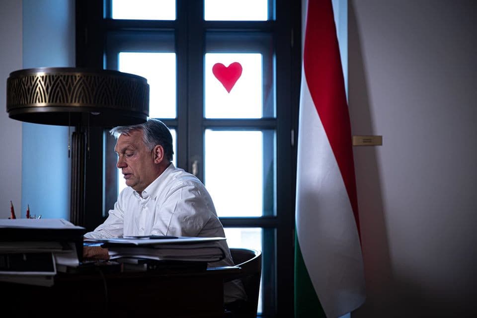 Orbán Viktor: Meghosszabbítjuk a kijárási korlátozást