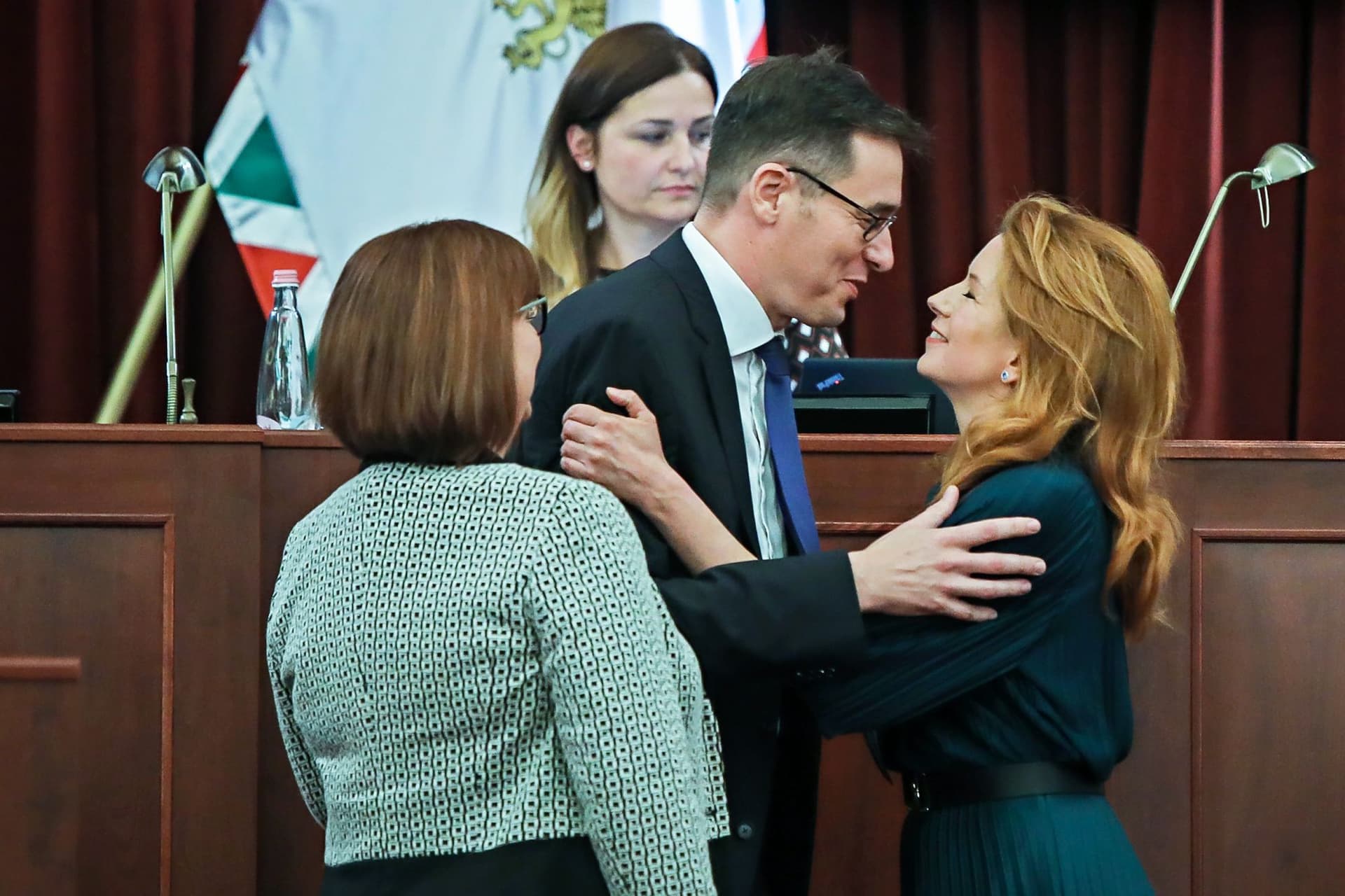 Karácsony továbbra is hárítja a felelősséget