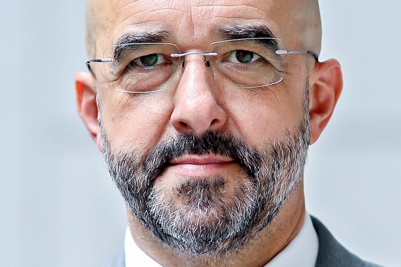 Kovács Zoltán: Karácsony későn hozott intézkedéseket a járvány ellen