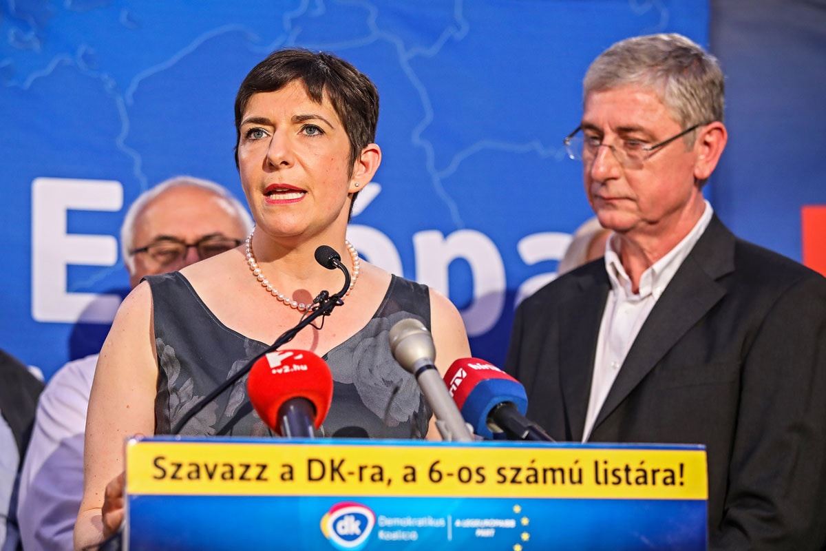 Felfüggesztették a DK költségvetési támogatását
