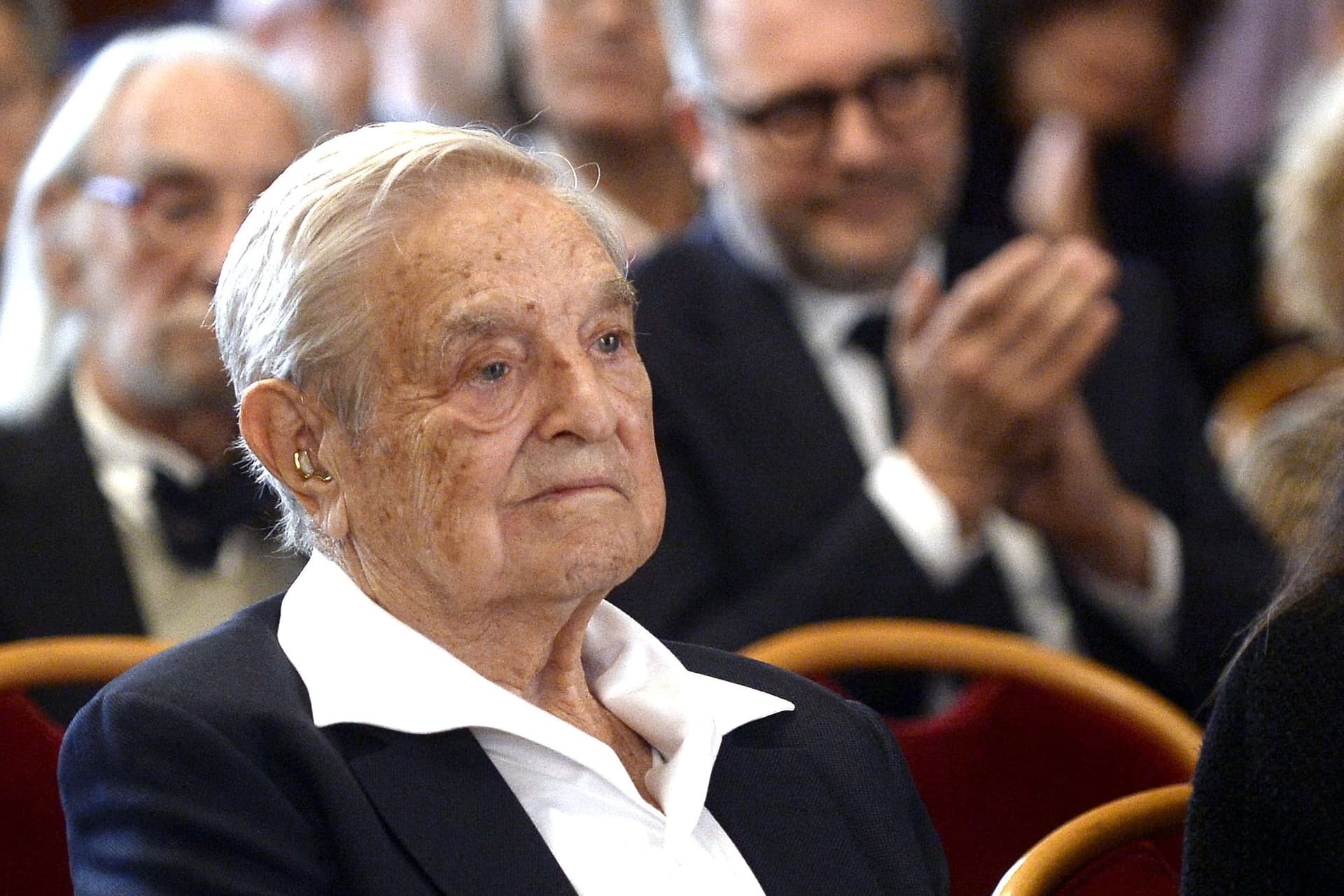 Soros radikális társadalmi reformkísérletei káoszba taszítják az Egyesült Államokat