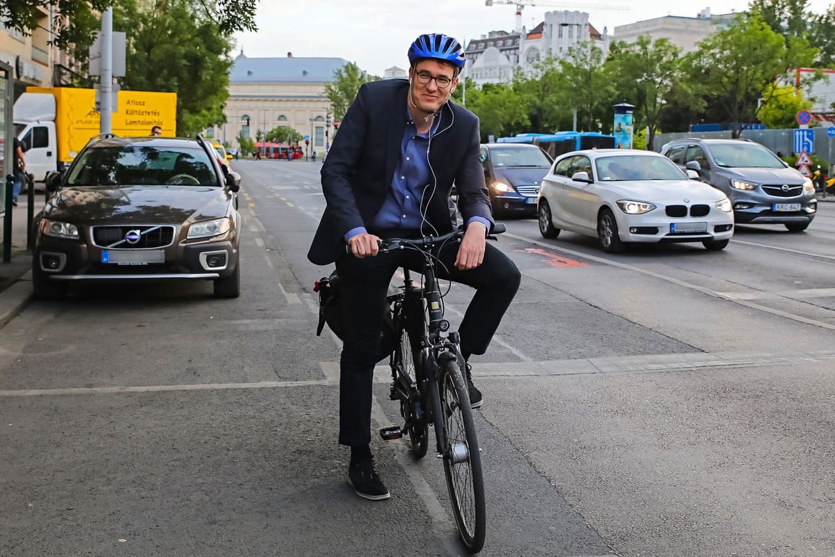 Fürjes Balázs: Szűnjenek meg a fővárosi sávlezárások!