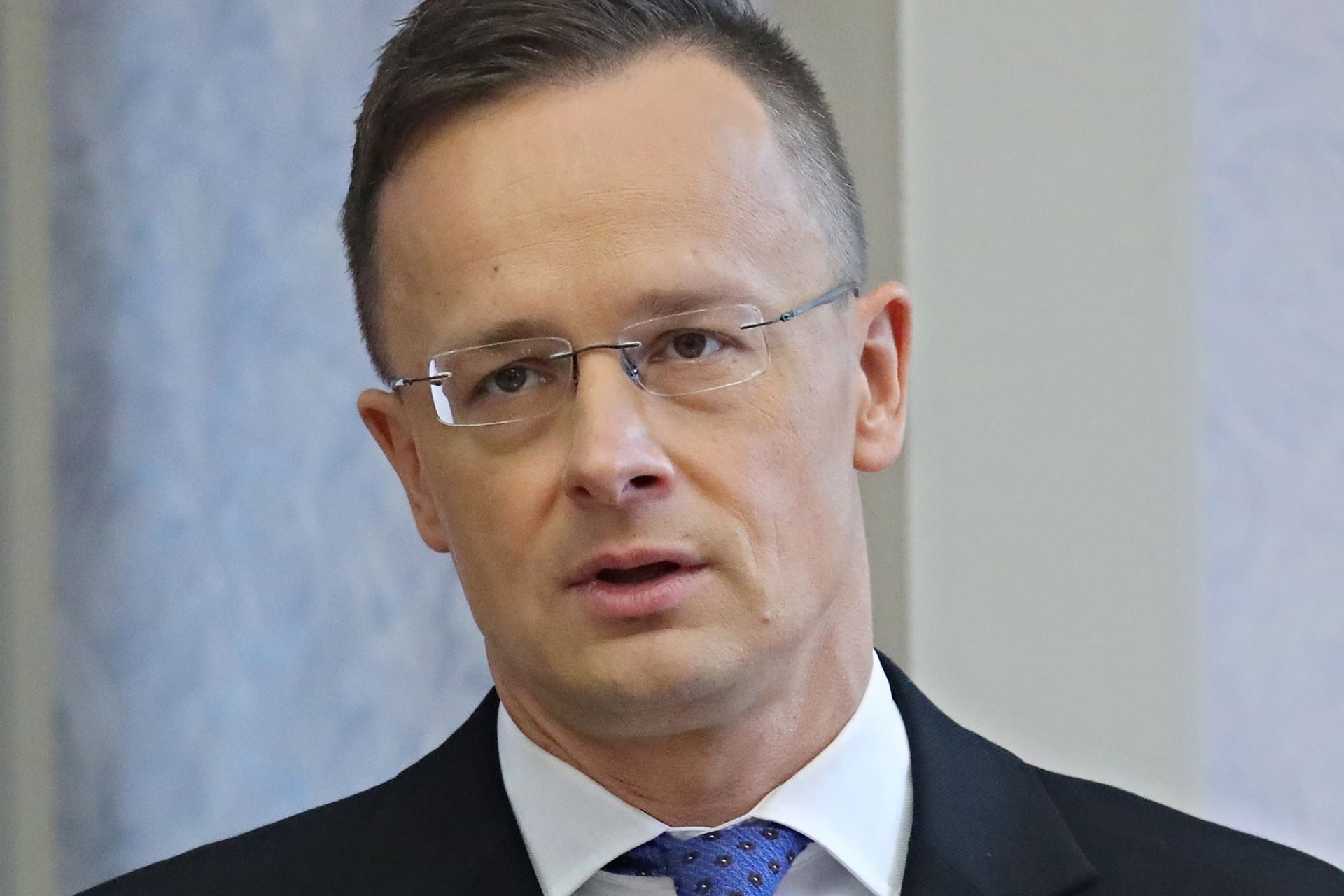 Szijjártó Péter bekérette a német nagykövetet Michael Roth kijelentése miatt