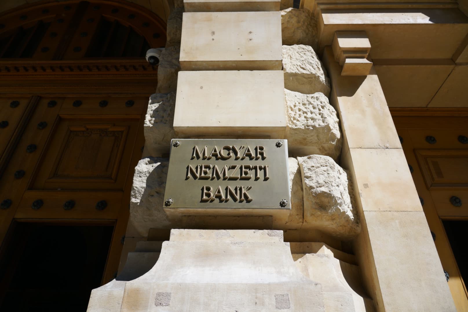 Átíródtak a makrogazdaság és a bankrendszer kilátásai