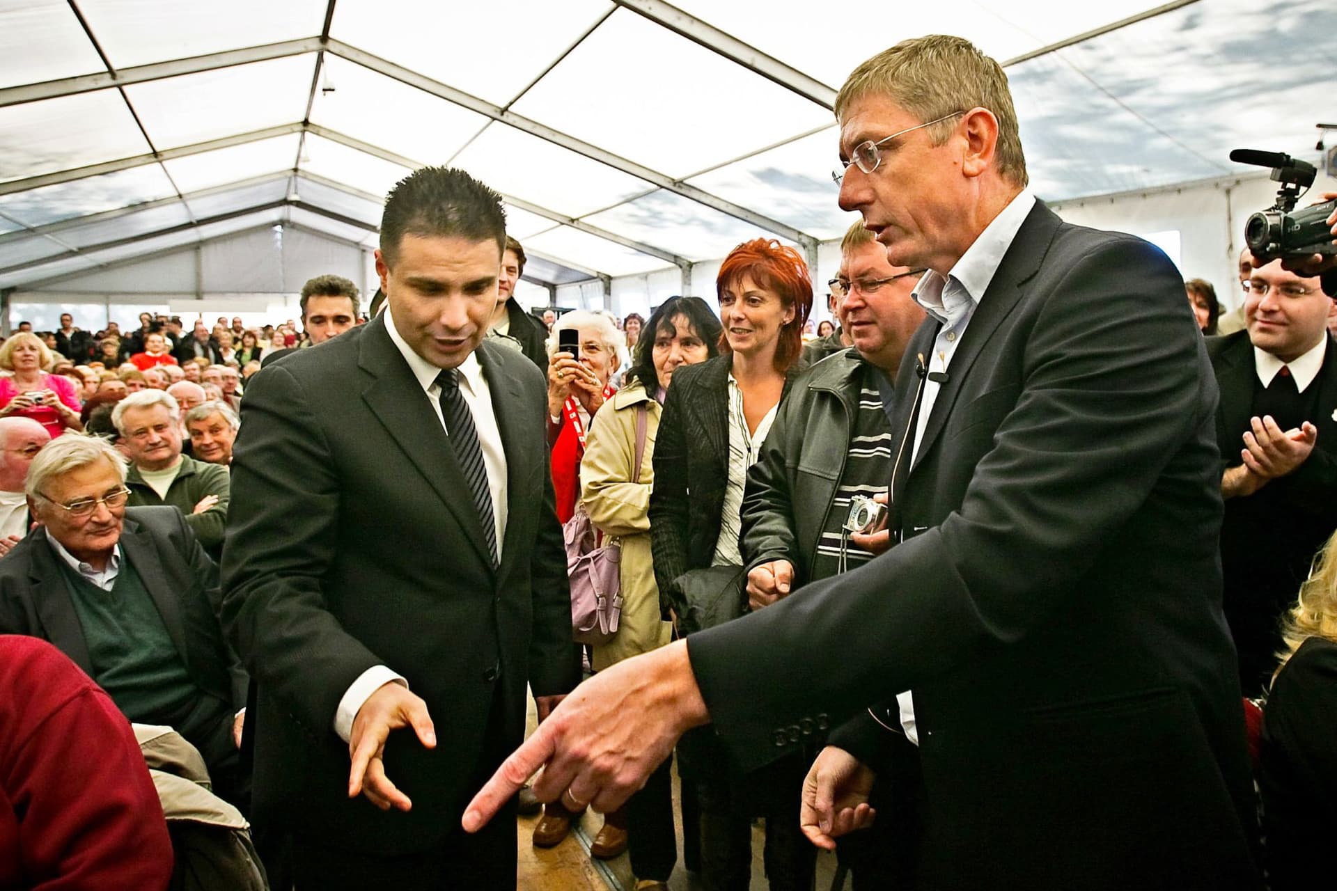 MSZP: összeférhetetlenség a kizárásoknál
