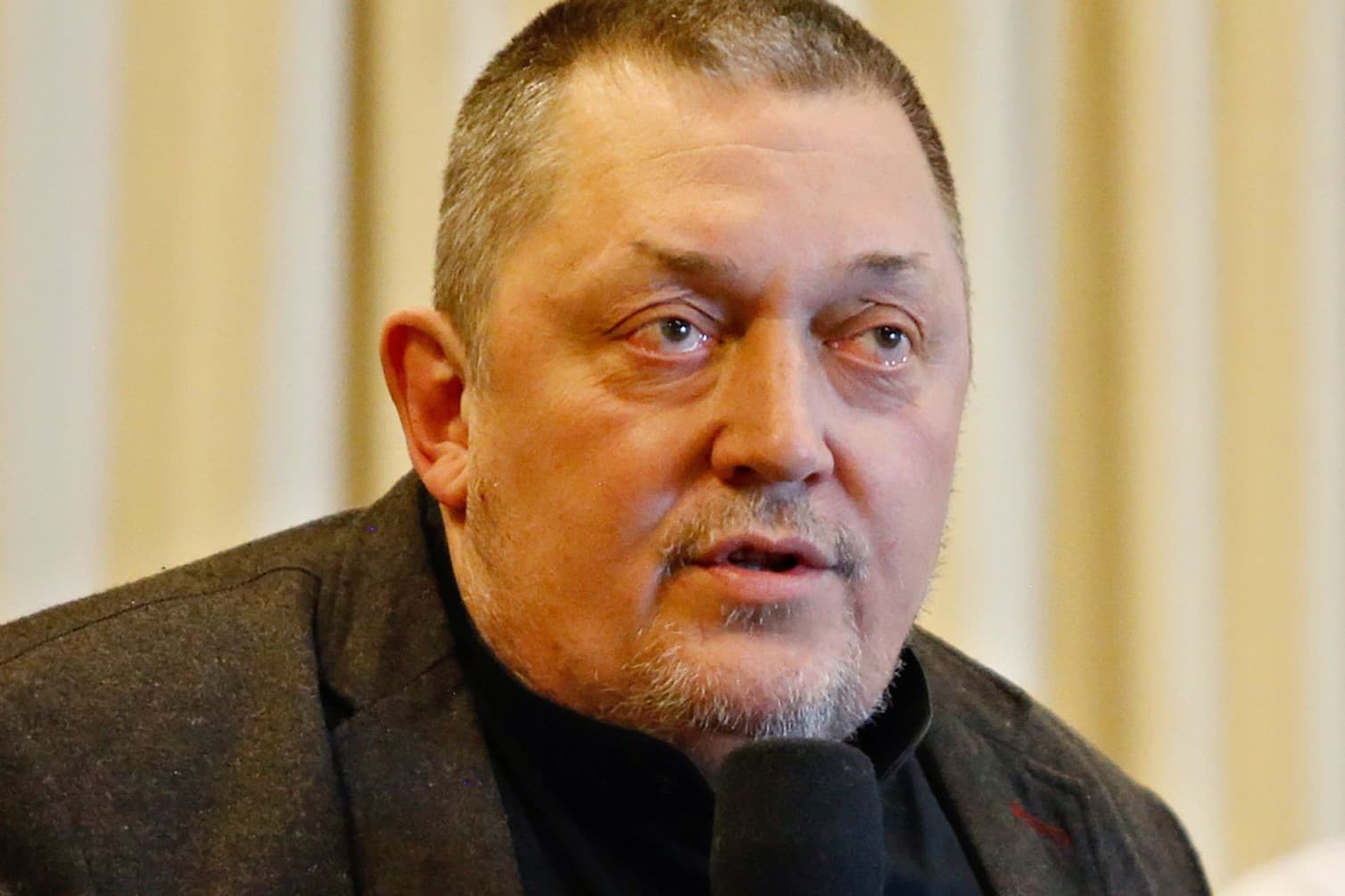 Deportálással fenyegetik Vidnyánszkyt