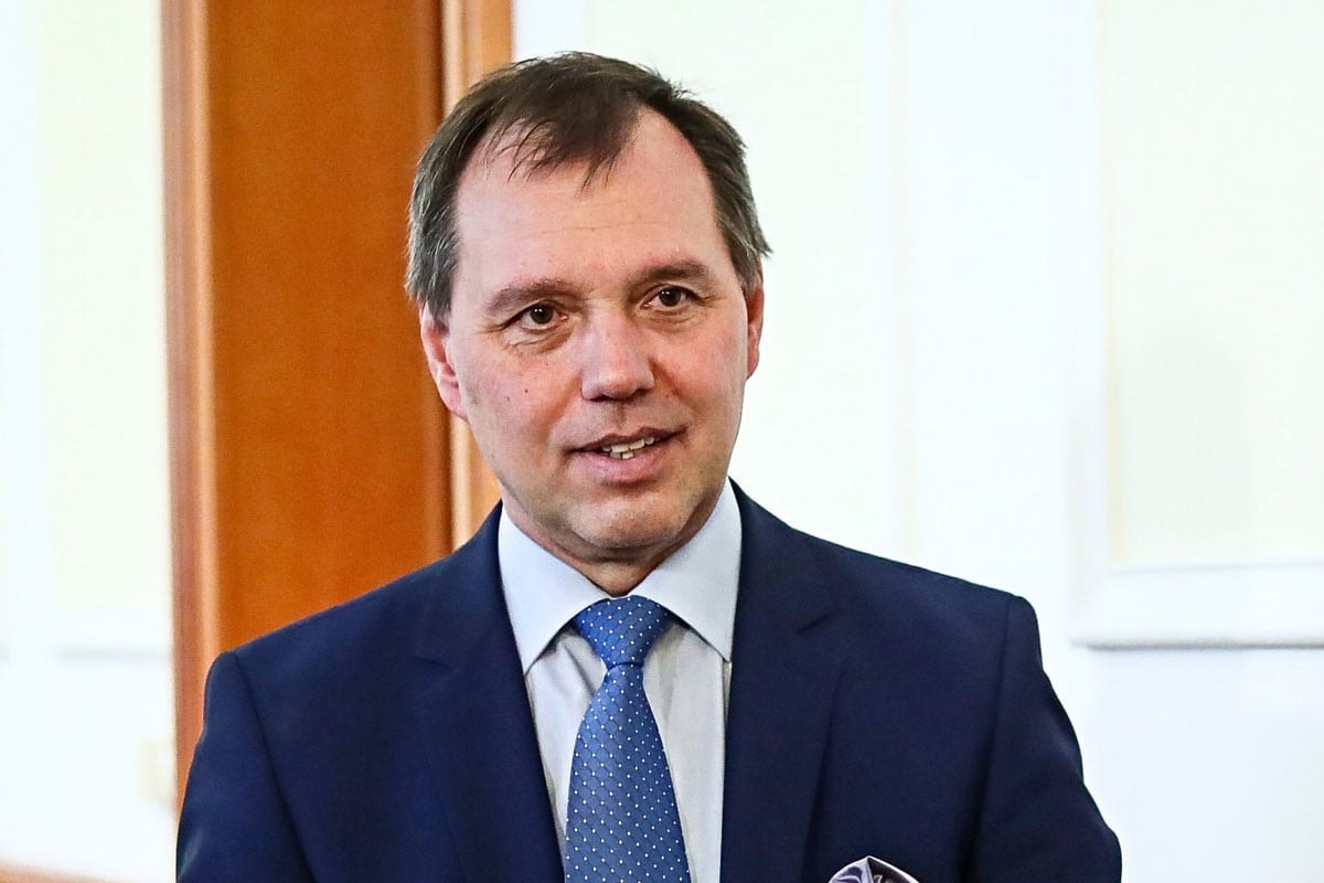 Szlávik: Még egy-két hétig nem lélegezhetünk fel