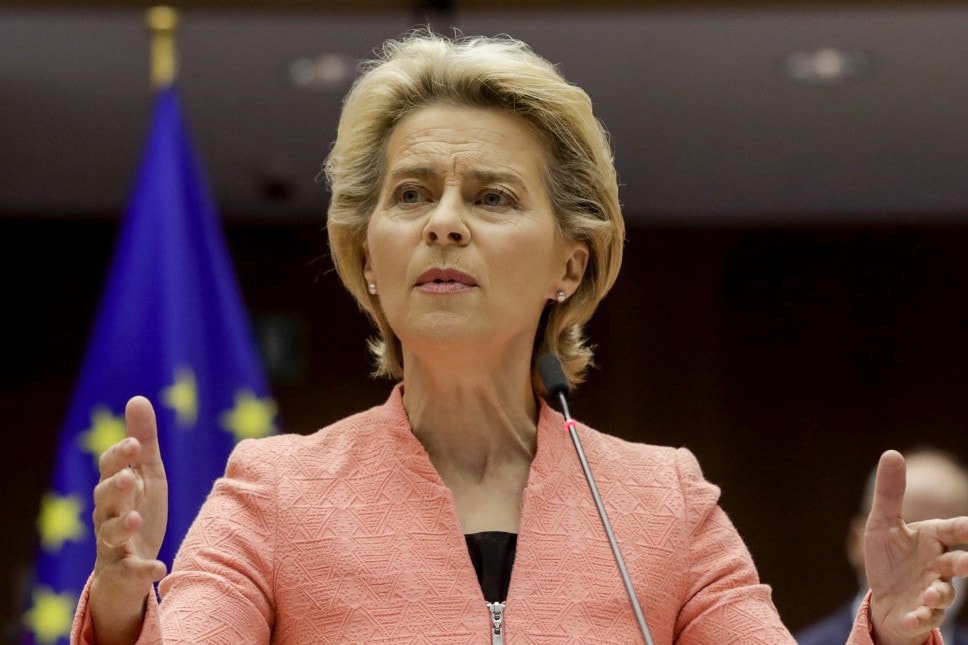 Von der Leyen: Egész Európa szolidáris Franciaországgal
