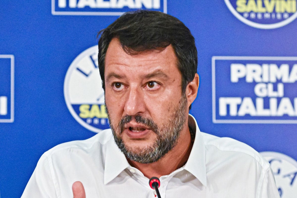 Salvini szerint a baloldali olasz kormány csak a migránsokkal törődik