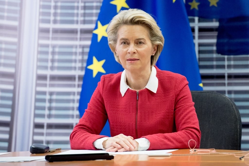 Von der Leyen hátat fordított Magyarországnak
