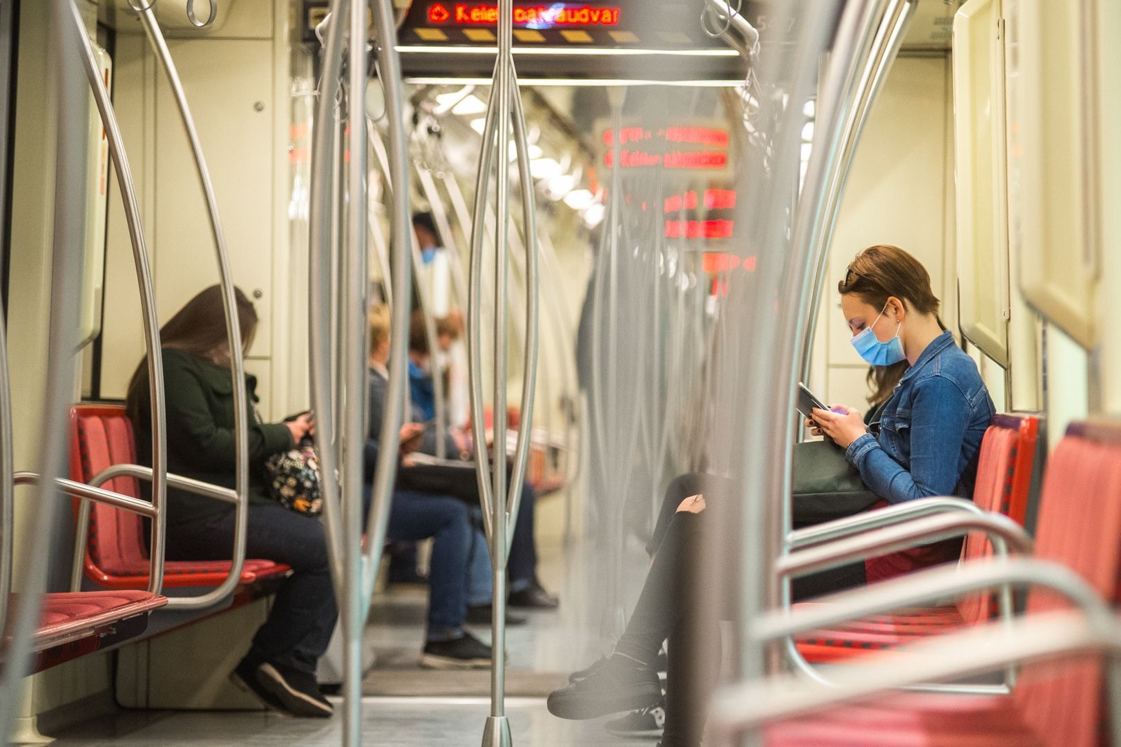 Járműhiba miatt nem jár a 2-es metró, pótlóbusz közlekedik a teljes vonalon