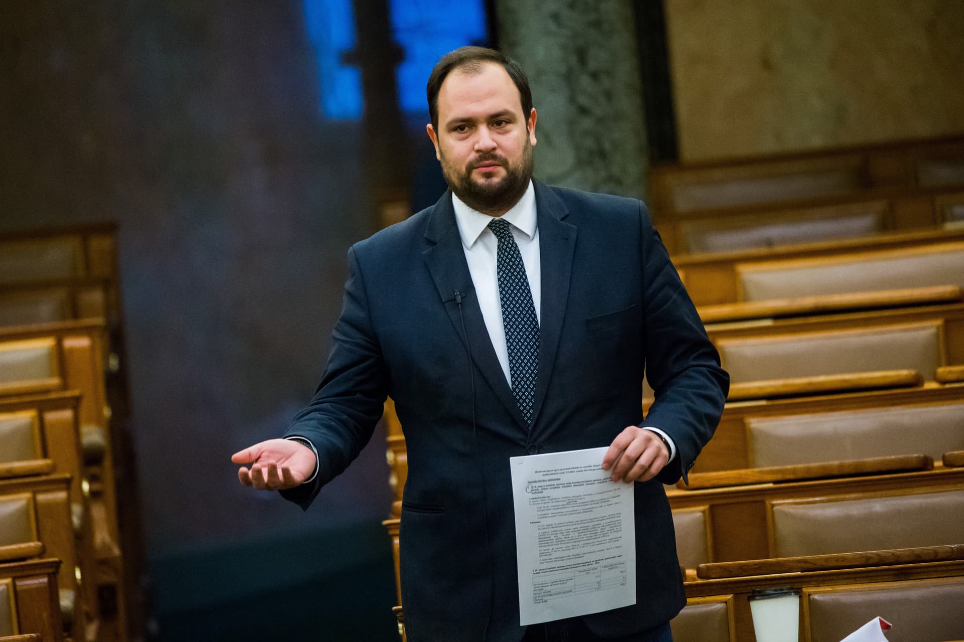 Nacsa Lőrinc átadta az első „Kamuvideós Korózs-díjat”