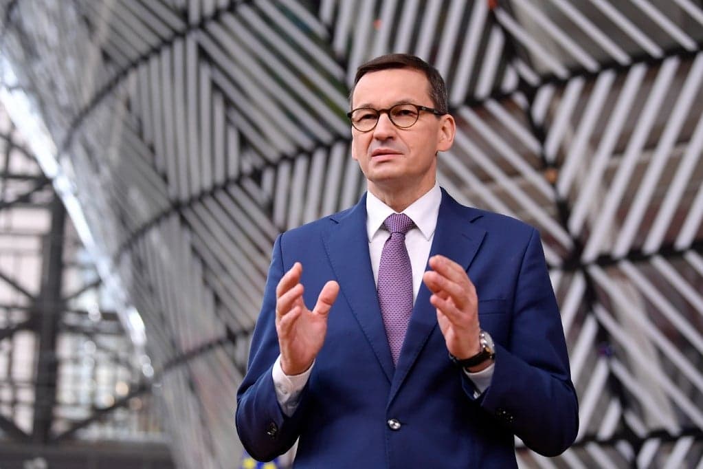 Morawiecki: El kell kerülni az önhatalmú és politikailag motivált döntéseket