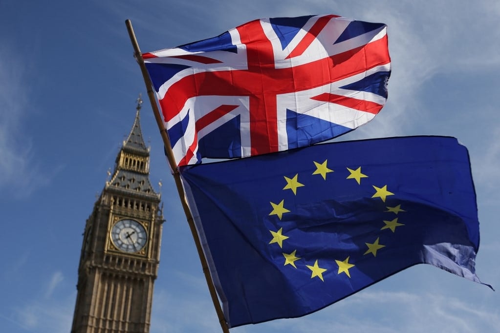 Többségben az újbóli brit EU-csatlakozás támogatói