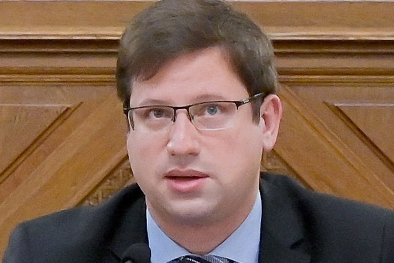 Gulyás Gergely: Ha baloldali kormány van, akkor adóemelés is van, ezt Karácsony elismerte