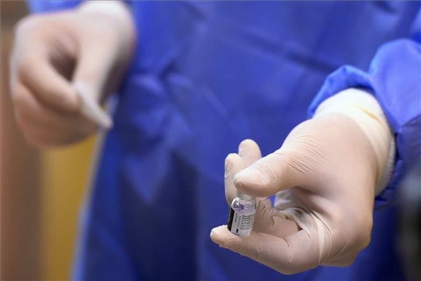 Szlávik János: Az oltás más életminőséget is jelent