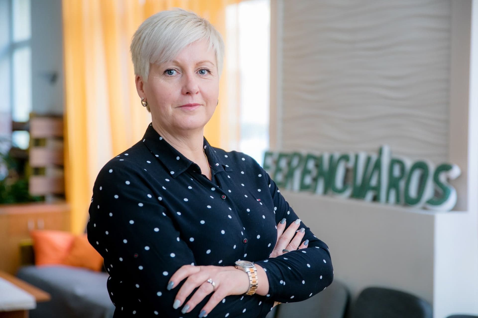 Megrongálták a Fidesz-irodát Ferencvárosban + FOTÓK