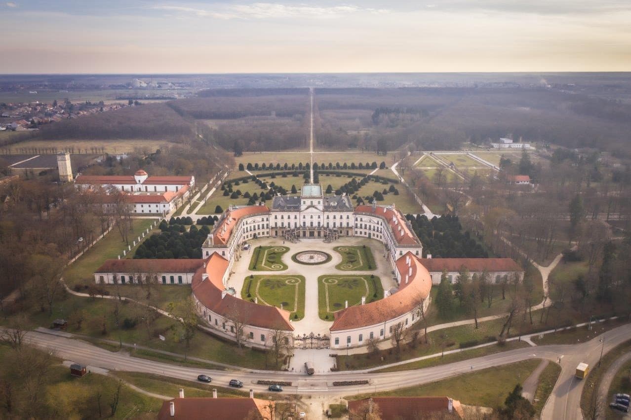 Haydneum Eszterháza Fesztivál a fertődi kastélyban