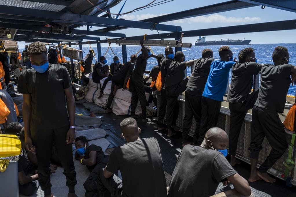 Illegális bevándorlás vádjával állítják bíróság elé a Mediterranea olasz tengeri civilszervezet tagjait
