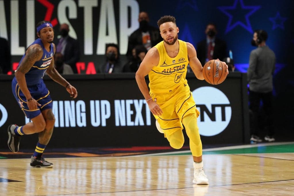Steph Curry kiállítása a Hírességek Csarnokában
