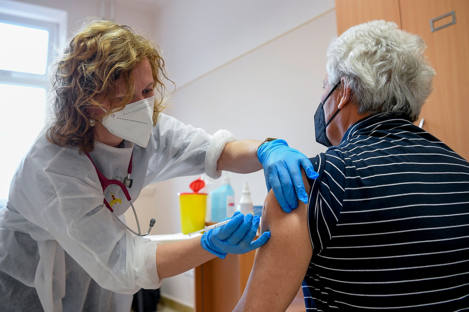 Magyarország már az első helyen van átoltottság tekintetében az unióban
