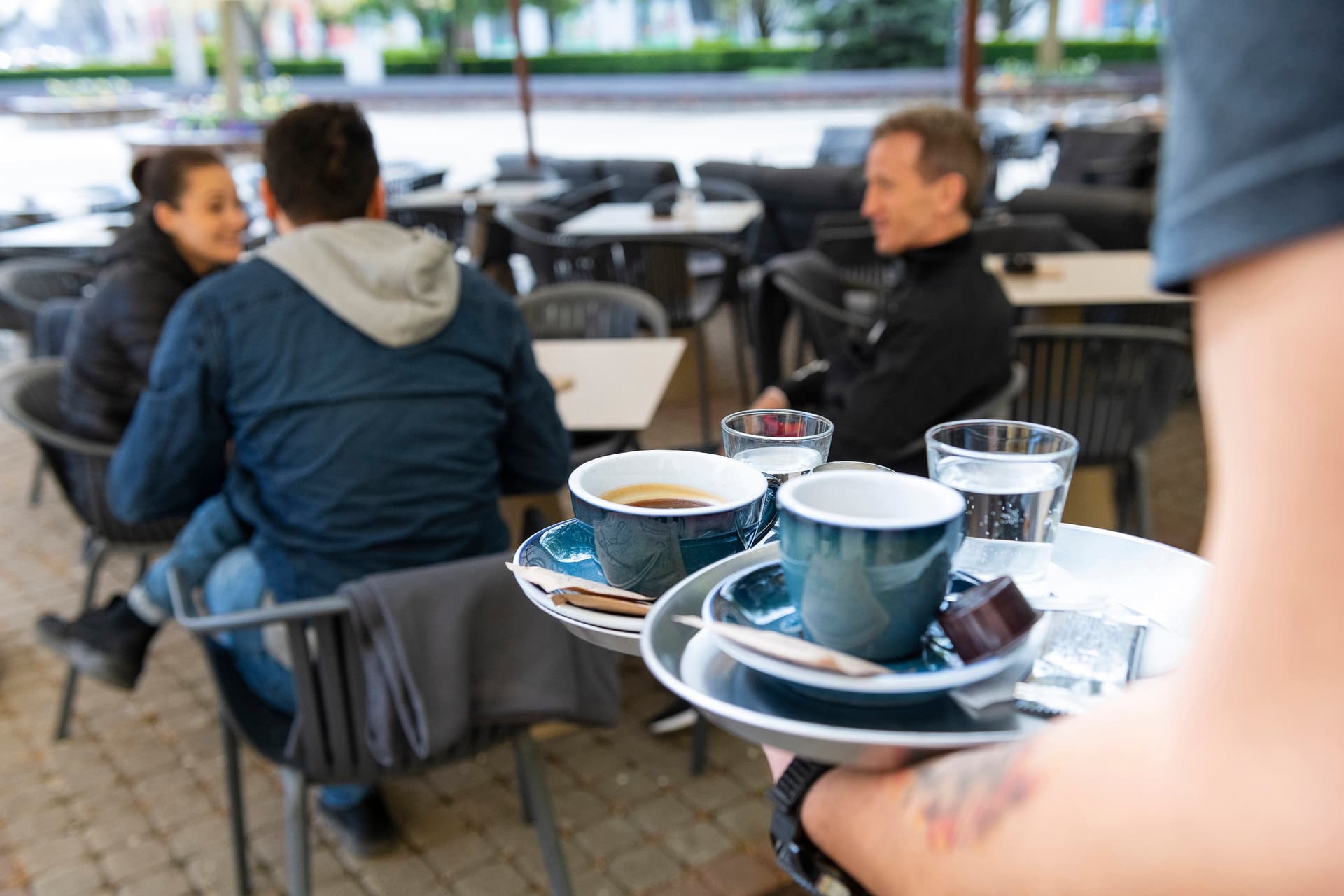 Folytatódhat a vendéglátás helyreállása