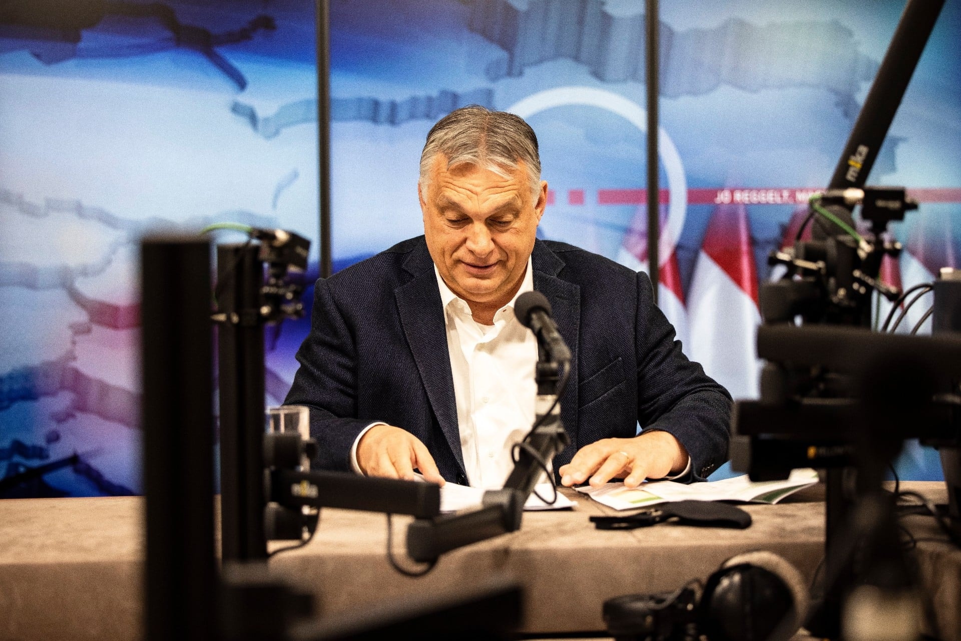 Orbán Viktor: Szombat reggeltől életbe lépnek az új rendelkezések