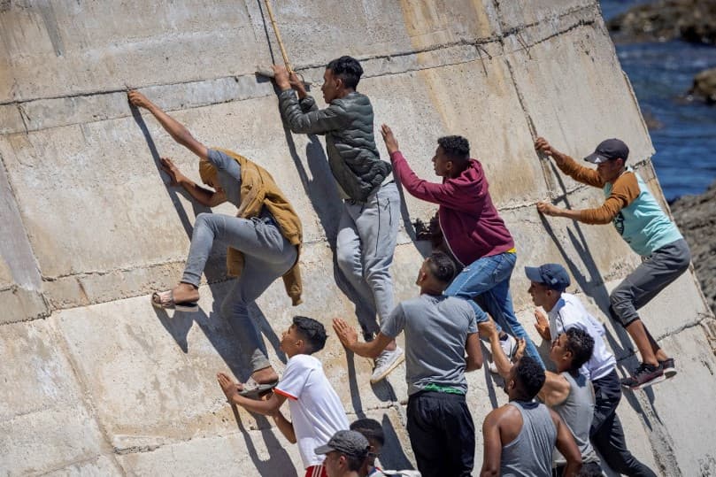 A gyűlölet importálásával jár a migráció