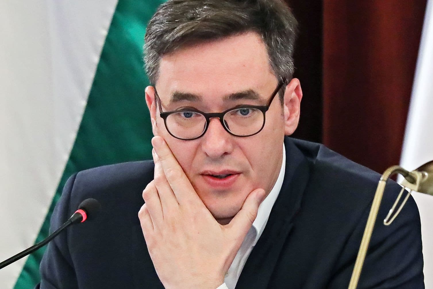 Jutalomosztáskor bezzeg kaszáltak Karácsonyéknál