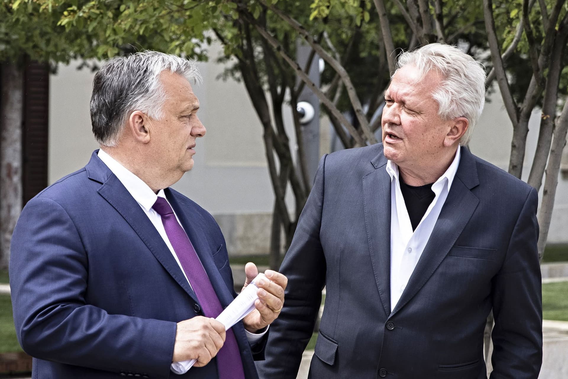 Célkeresztben a védelem