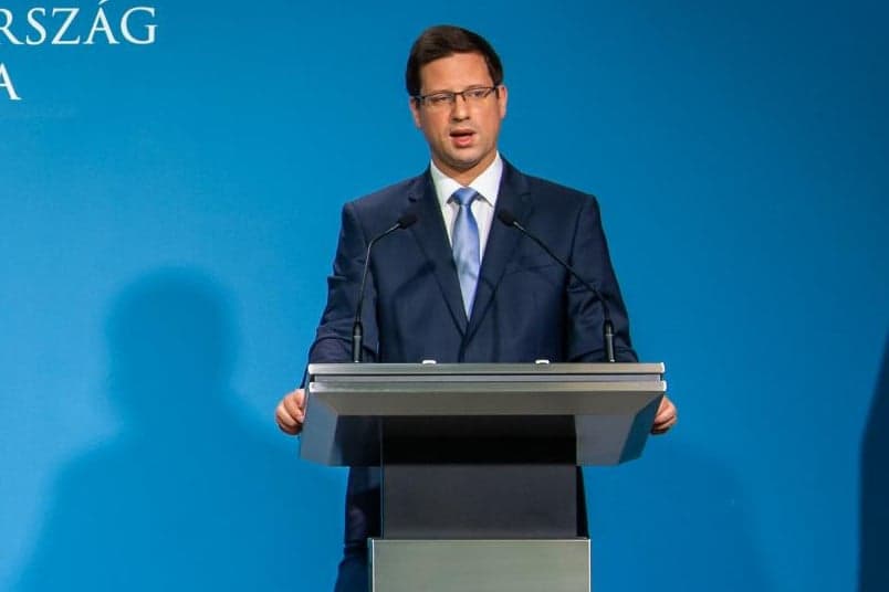 Gulyás: Néhány nap alatt bárkit be tudunk oltani