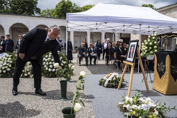 Elbúcsúztatták Hámori József Széchenyi-díjas biológust