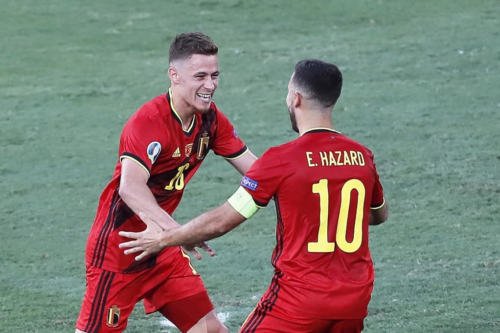 Thorgan Hazard lába elsült, a belgák búcsúztatták a címvédőt