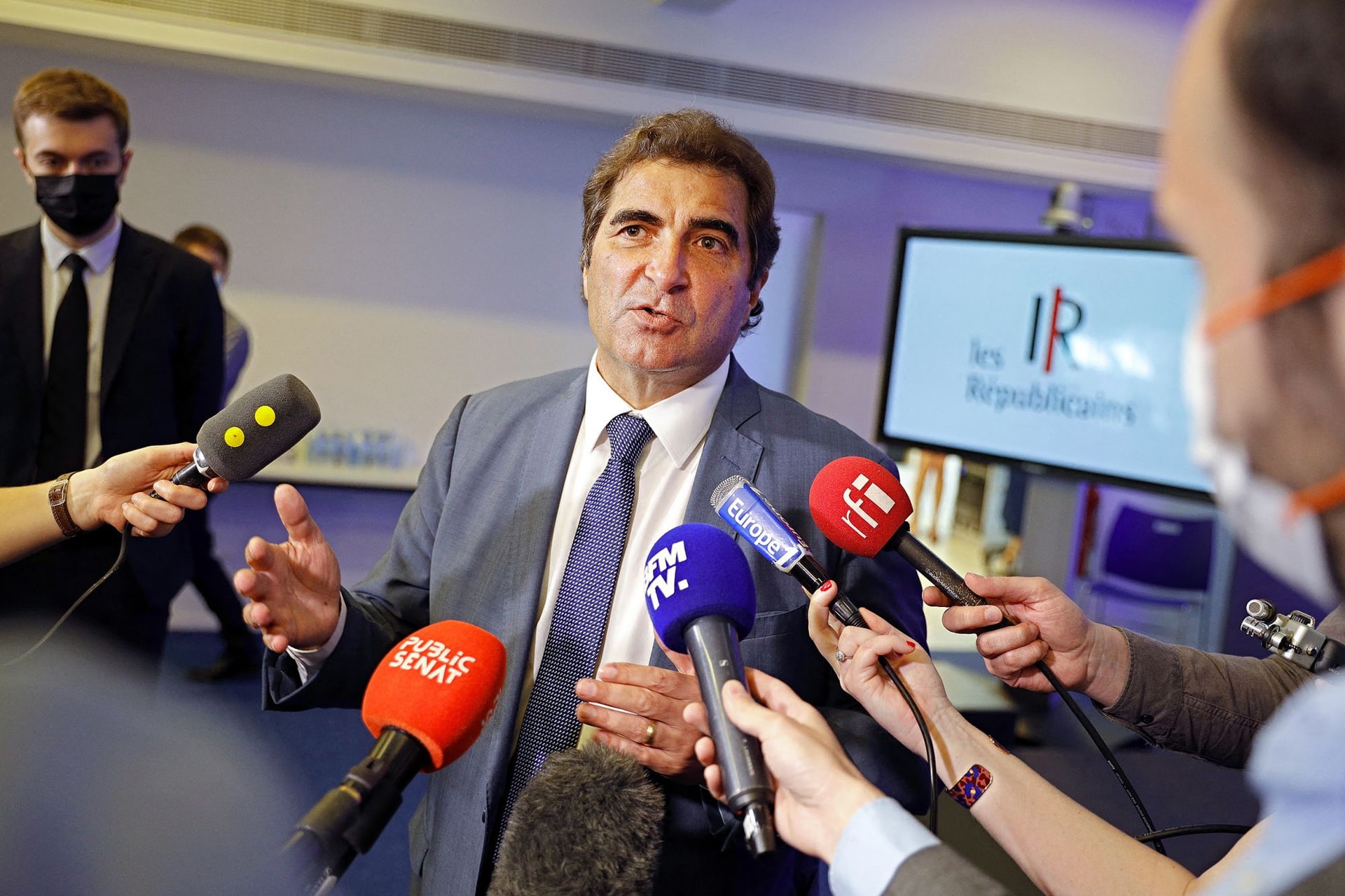 Erősödik a jobboldal Franciaországban