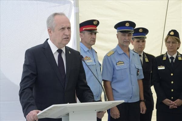 Kontrát: A biztonság a legfontosabb közösségi érték