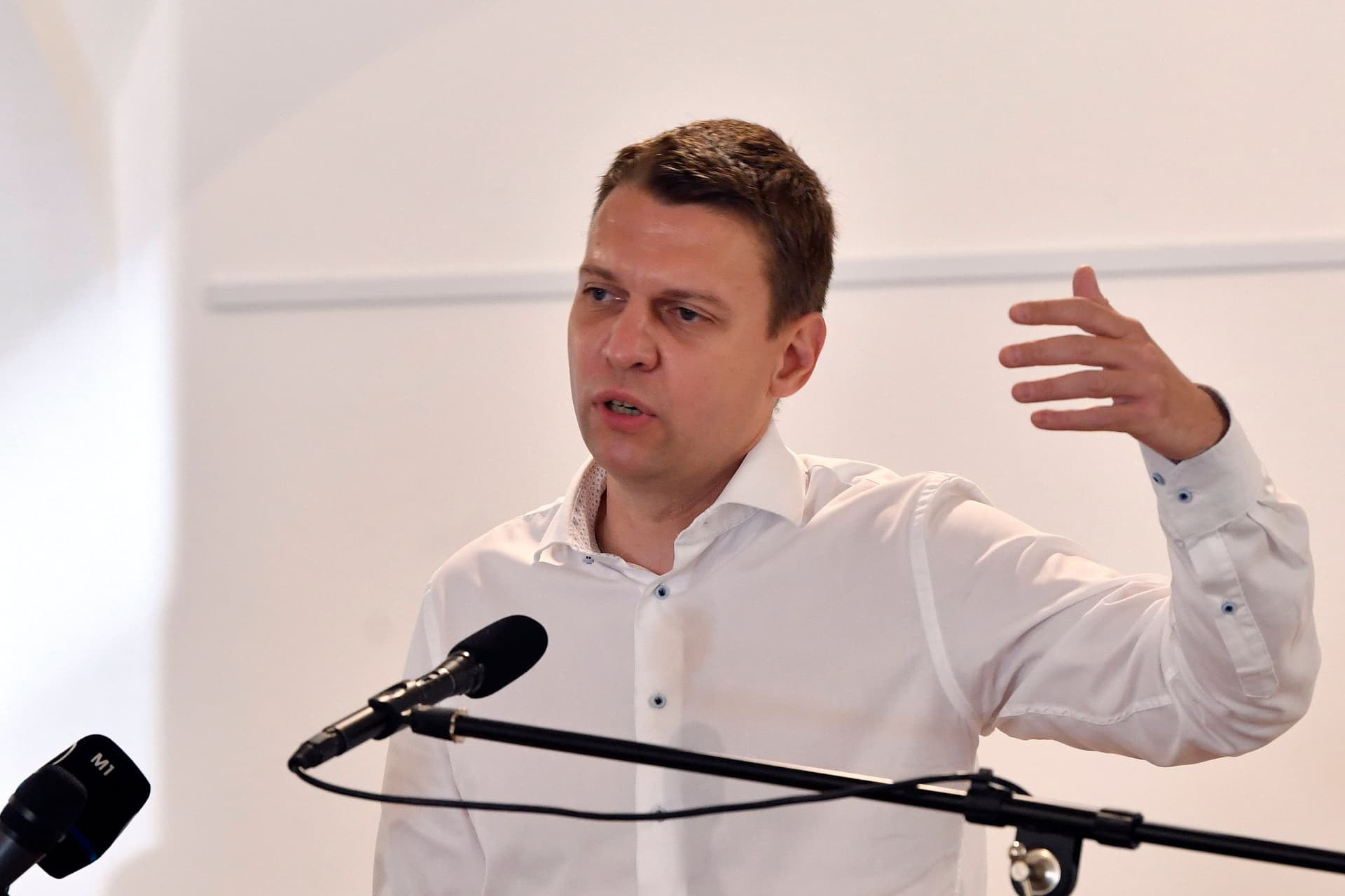 Menczer Tamás: Korszerű gázüzemű autóbuszok forgalomba helyezésével segíti a fővárosi agglomeráció közösségi közlekedését a Volánbusz