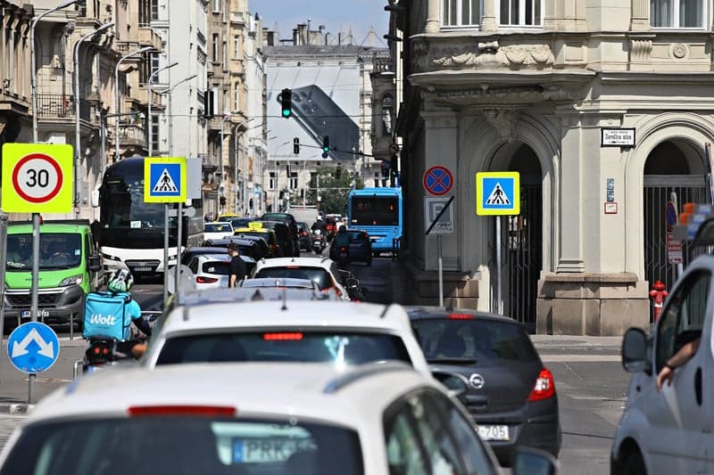 A budapesti dugókról próbálja elterelni a figyelmet a főpolgármester az atlétikai vb visszavonásának kezdeményezésével