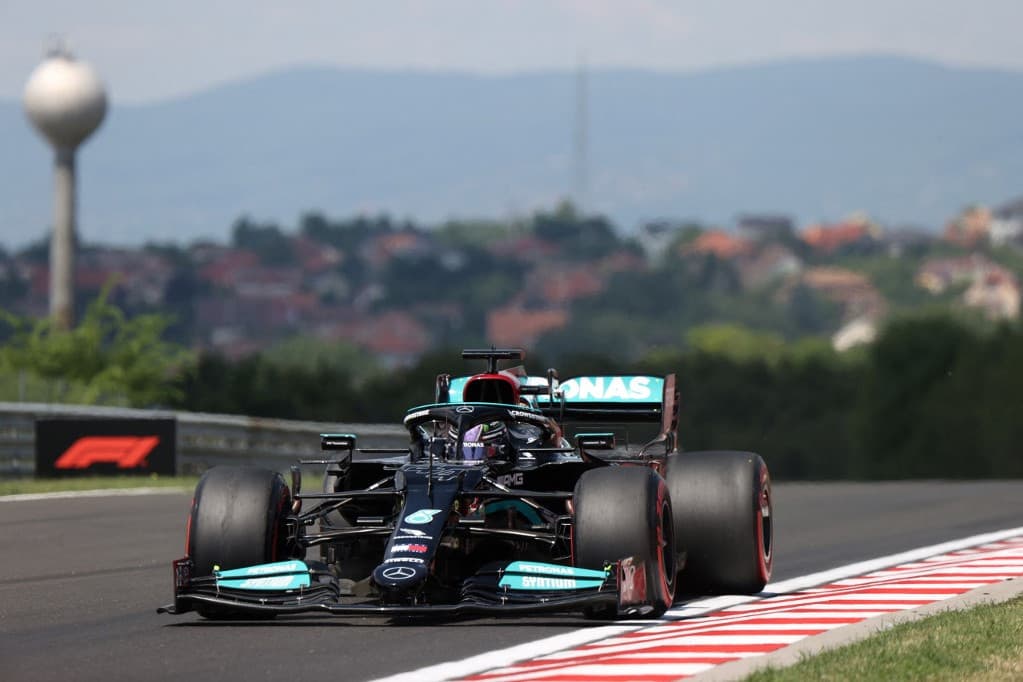 Hamilton indulhat az élről a Magyar Nagydíjon