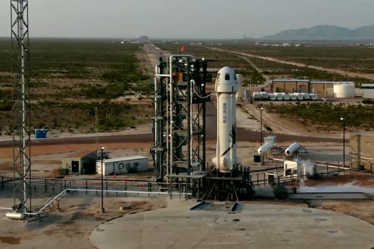 Biztonságosan visszatért a világűr pereméről a Blue Origin űrjárműve