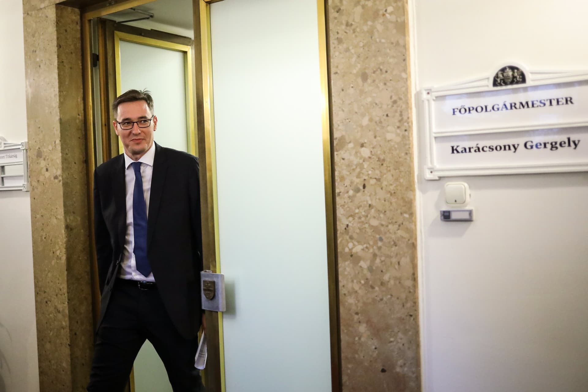 Szerződés bizonyítja, hogy Karácsonyék el akarják adni a Városházát