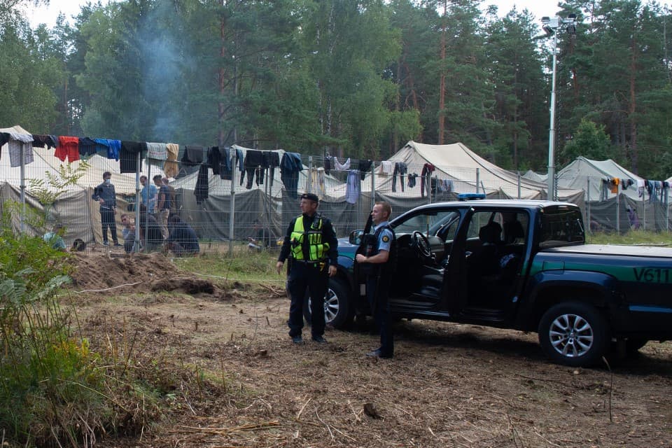 Litvánia a hadsereget is beveti a fehérorosz határon